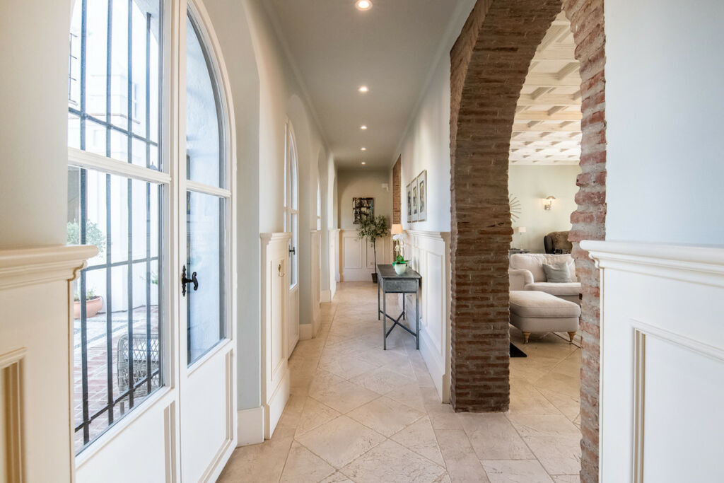 Detached Villa Elviria Málaga - image 35
