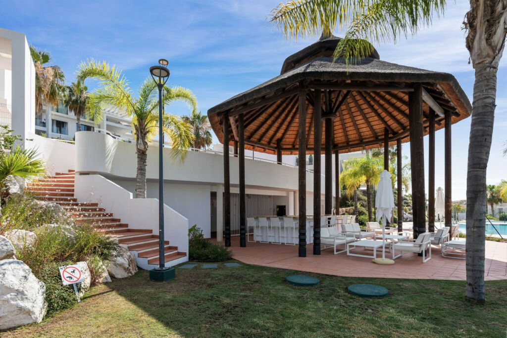 Middle Floor Apartment Benahavís Málaga - image 25