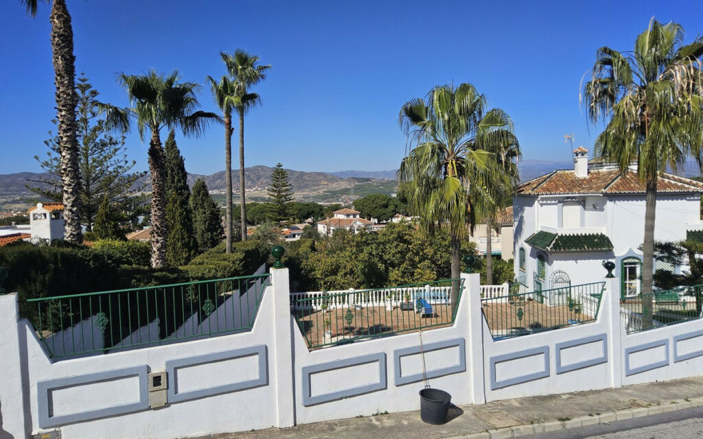 Detached Villa Alhaurín de la Torre Málaga - image 36