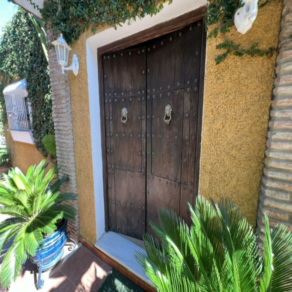 Detached Villa El Rosario Málaga - image 35