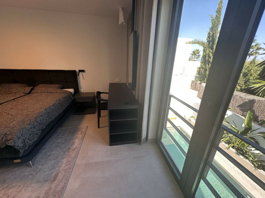 Detached Villa Puerto Banús Málaga - image 36
