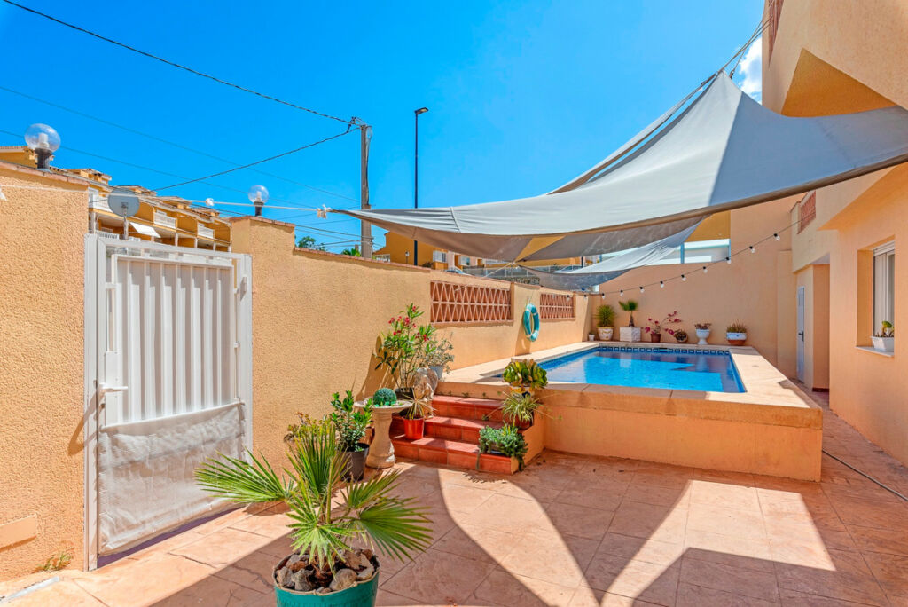 Detached Villa L'Alfás del Pi Alicante - image 36