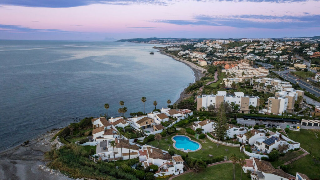 Townhouse Estepona Málaga - image 36