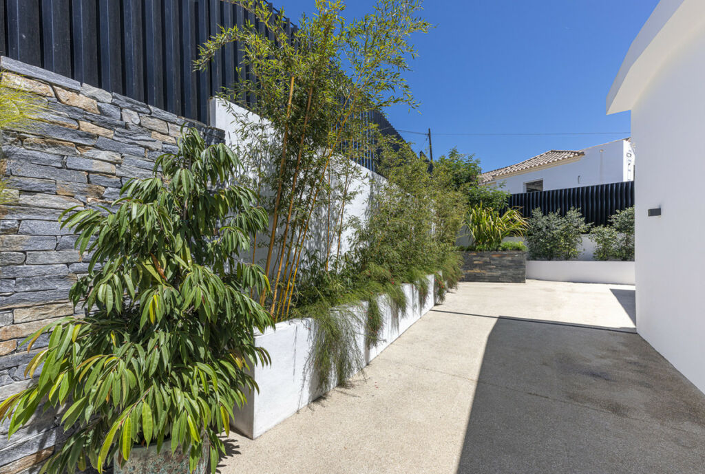 Detached Villa El Rosario Málaga - image 29