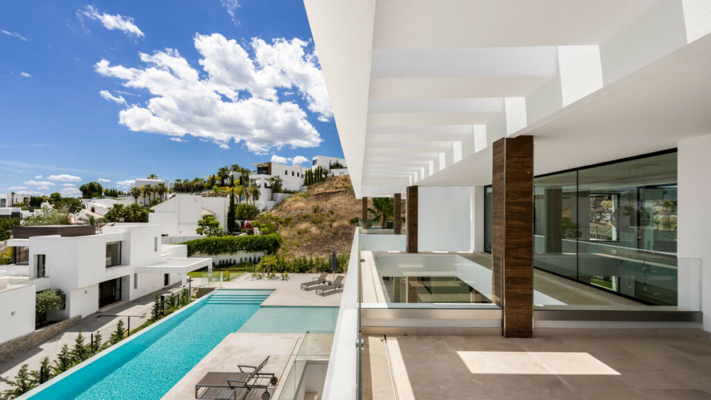 Detached Villa Benahavís Málaga - image 36