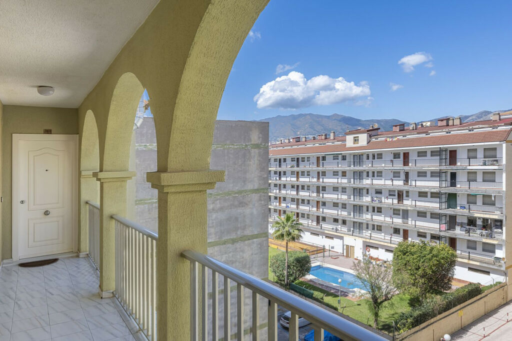 Penthouse Fuengirola Málaga - image 36