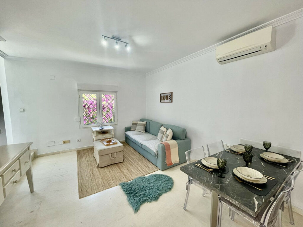 Detached Villa Sotogrande Cádiz - image 36