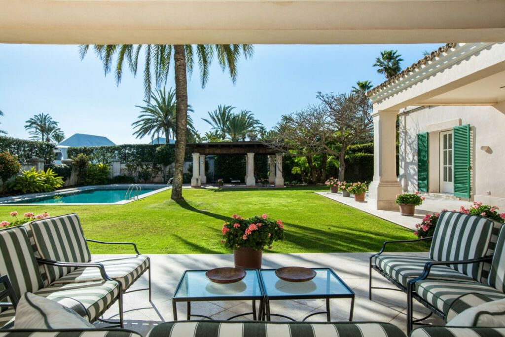 Detached Villa Los Monteros Málaga - image 36
