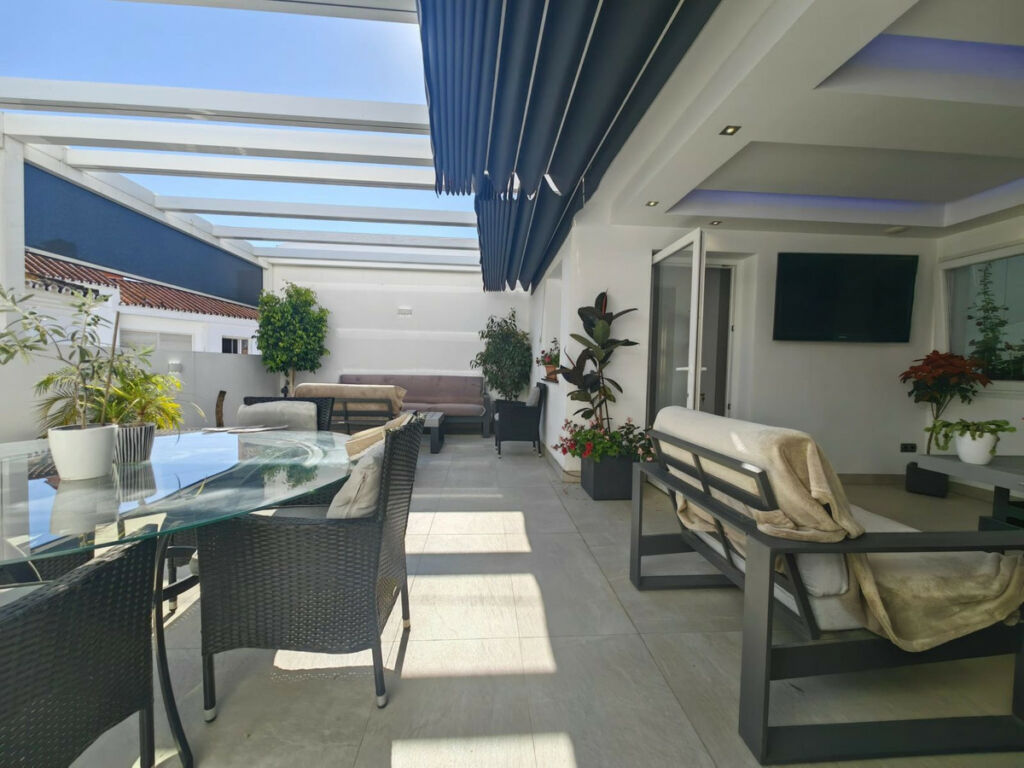 Detached Villa Estepona Málaga - image 37
