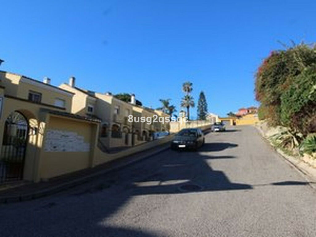 Semi-Detached House Estepona Málaga - image 33