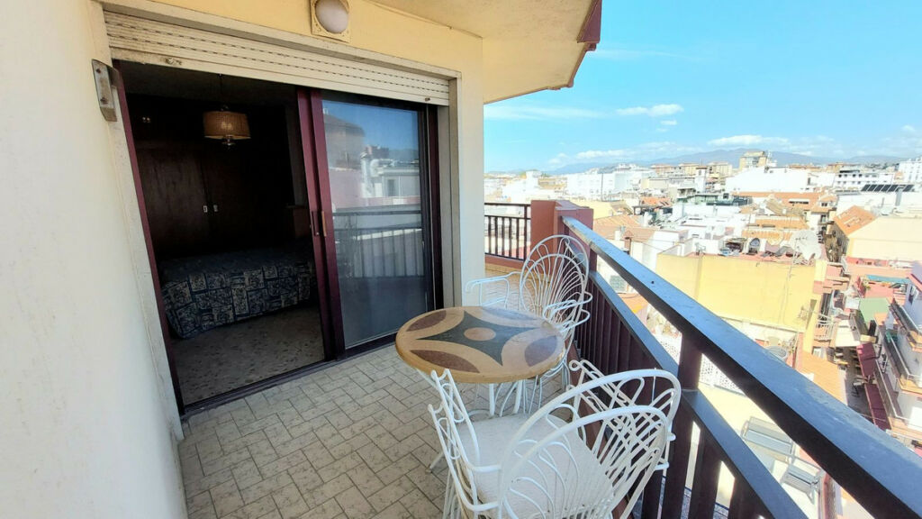 Middle Floor Apartment Fuengirola Málaga - image 29
