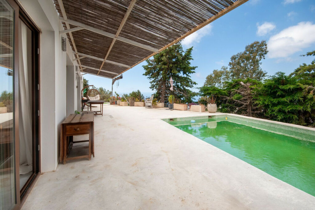 Detached Villa Sayalonga Málaga - image 37