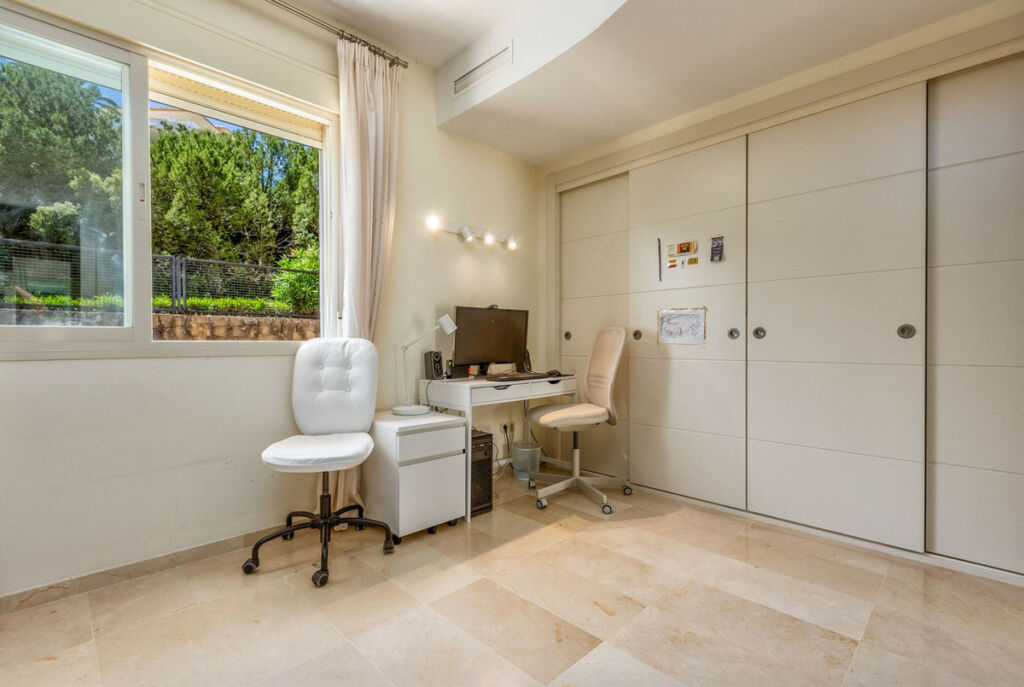 Townhouse La Cala Golf Málaga - image 37