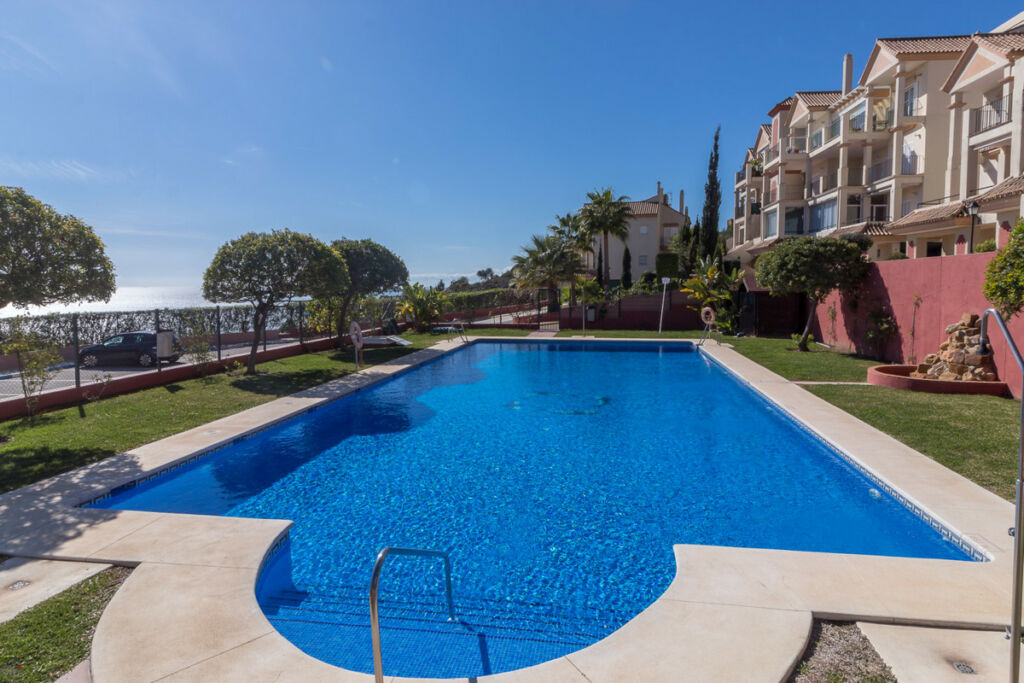 Middle Floor Apartment Manilva Málaga - image 37
