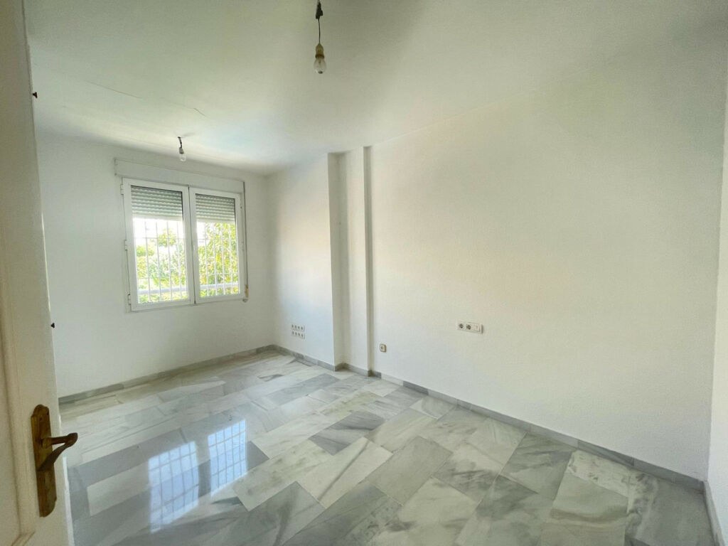 Townhouse Arroyo de la Miel Málaga - image 37