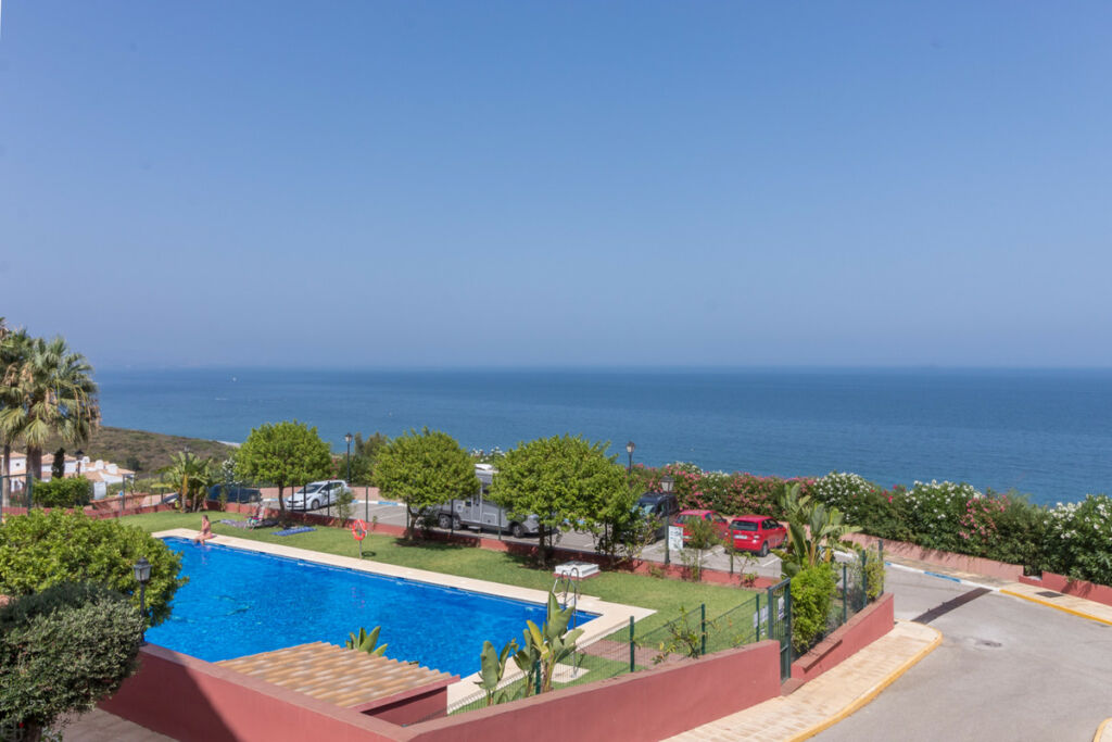 Middle Floor Apartment Manilva Málaga - image 38