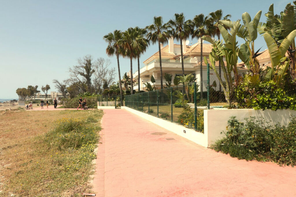 Top Floor Apartment New Golden Mile Málaga - image 38