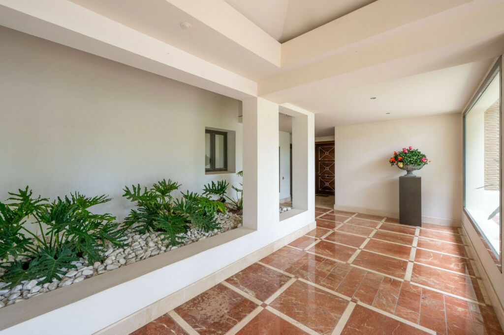 Ground Floor Apartment Los Monteros Málaga - image 38