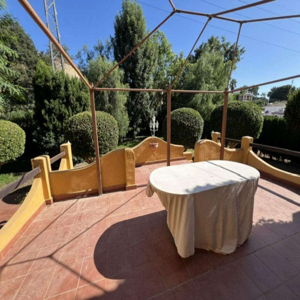 Detached Villa El Rosario Málaga - image 37