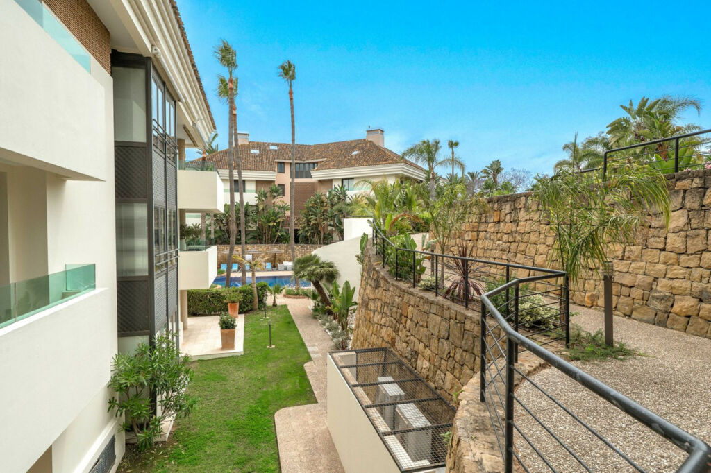 Ground Floor Apartment Los Monteros Málaga - image 39