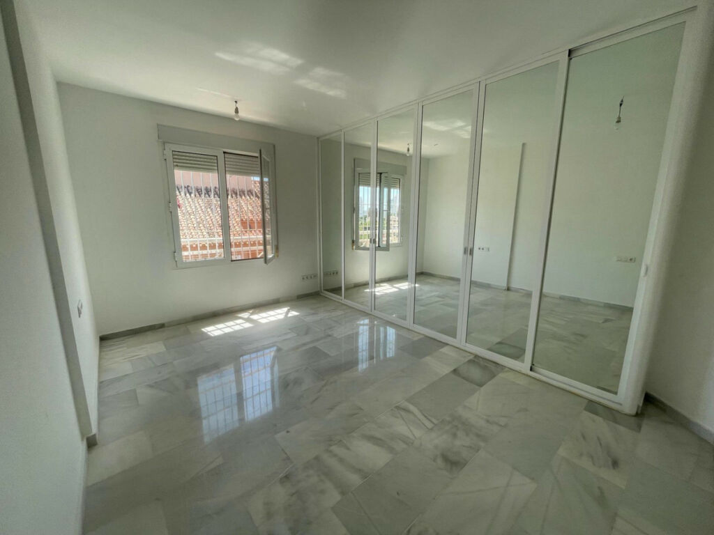 Townhouse Arroyo de la Miel Málaga - image 39
