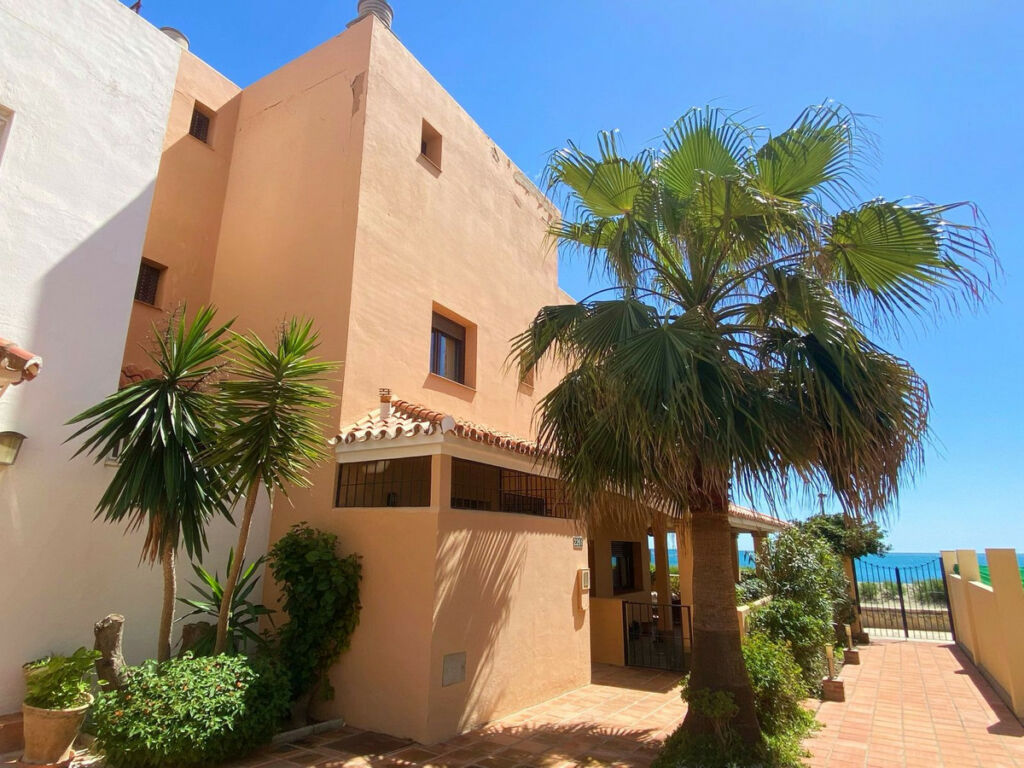 Townhouse Casares Playa Málaga - image 39