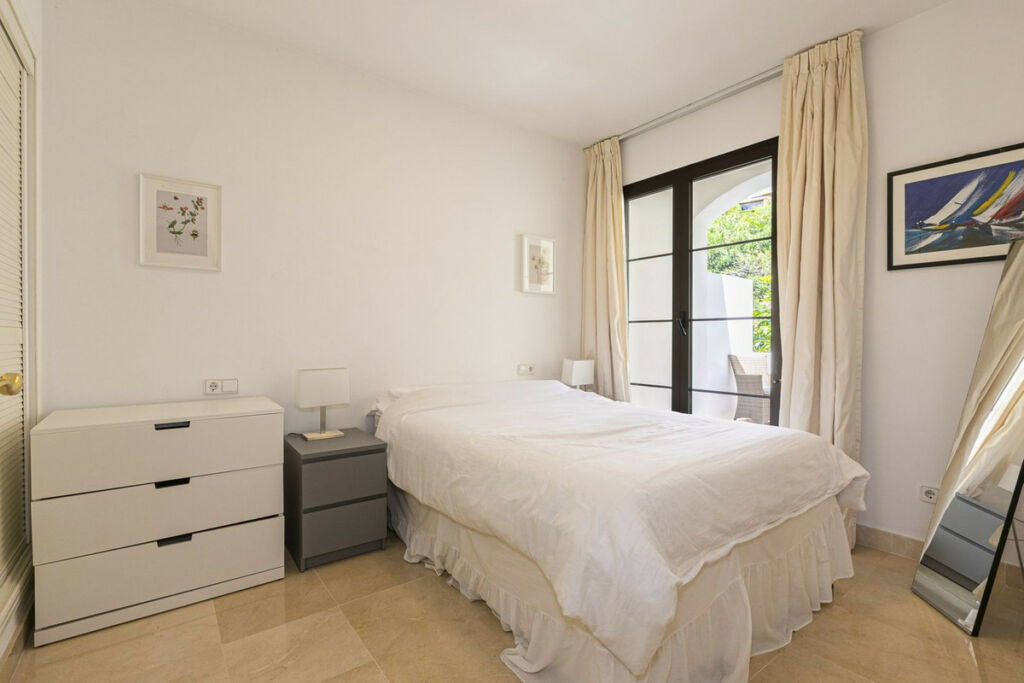 Townhouse Los Arqueros Málaga - image 39