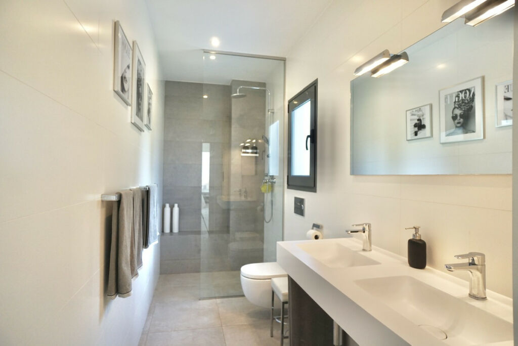 Detached Villa Moraira Alicante - image 40
