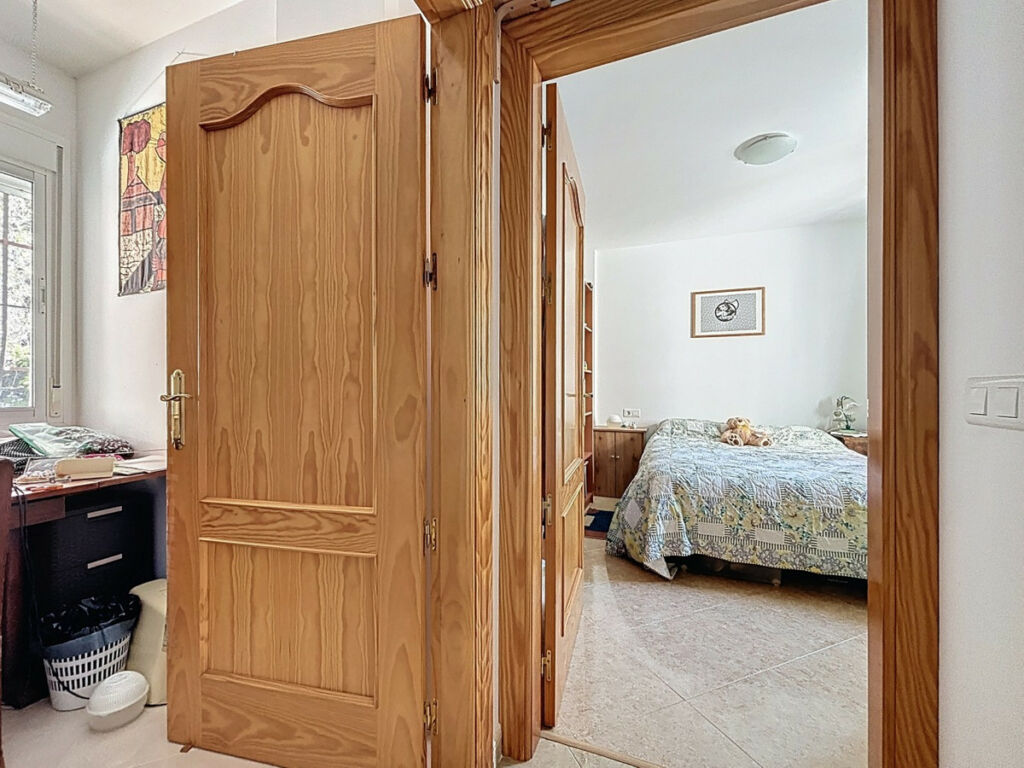 Detached Villa Canillas de Aceituno Málaga - image 39