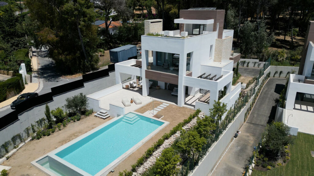 Detached Villa Marbella Málaga - image 38