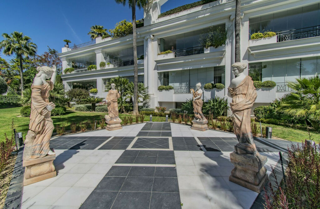 Penthouse Estepona Málaga - image 39