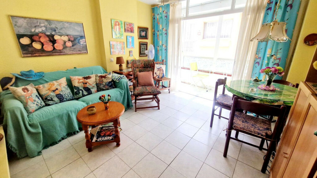 Middle Floor Studio Fuengirola Málaga - image 4