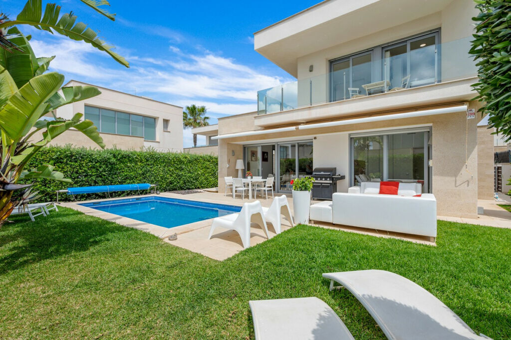Detached Villa Vista Bella Golf Alicante - image 4
