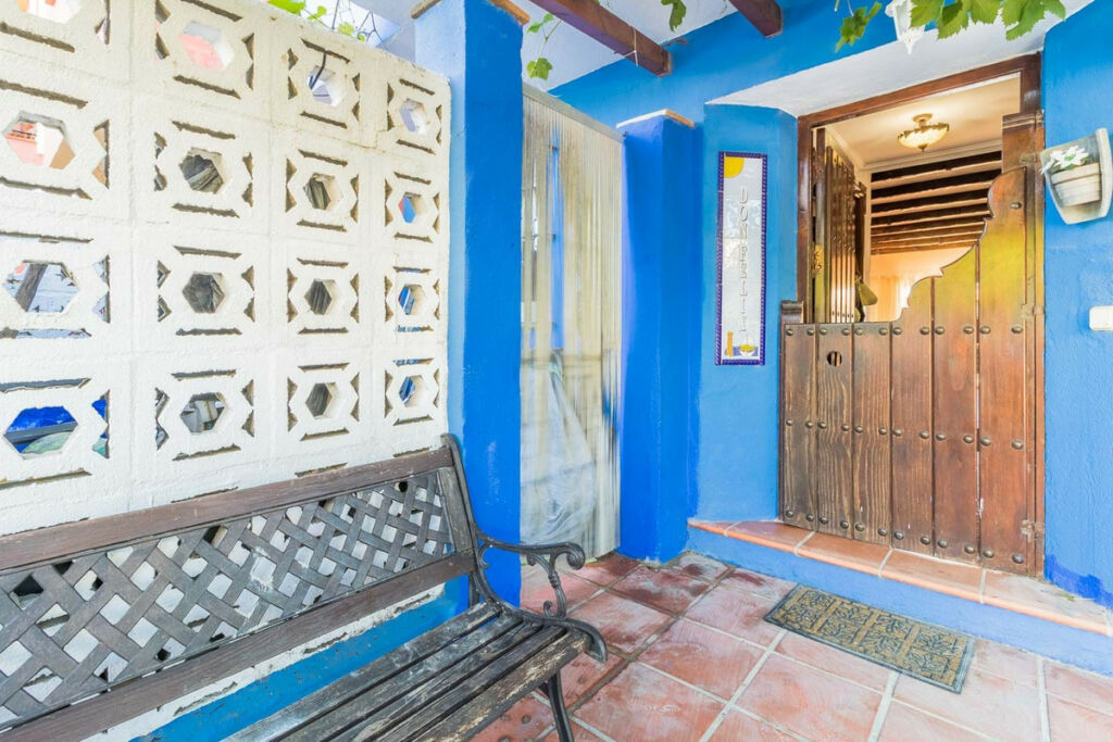 Townhouse Estepona Málaga - image 4