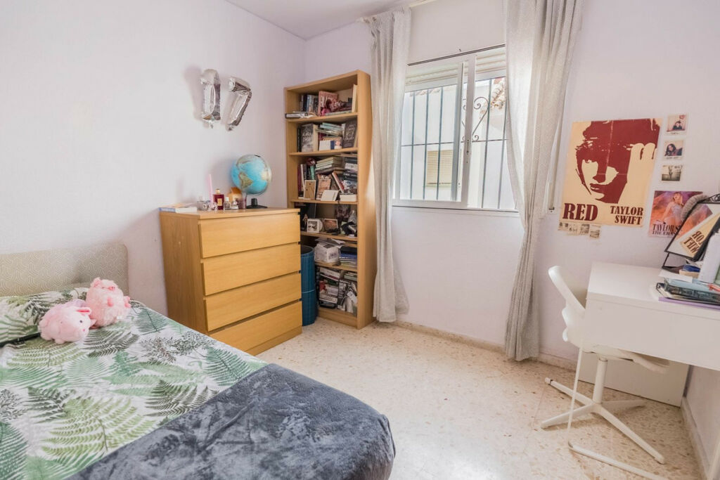 Townhouse Fuengirola Málaga - image 4