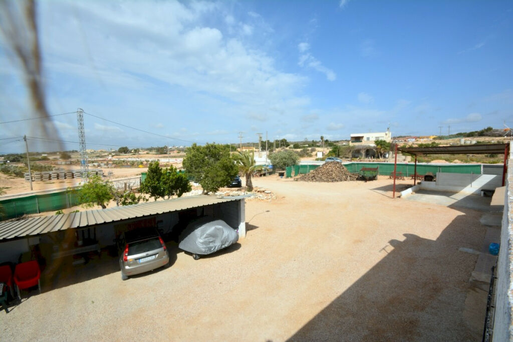 Detached Villa Guardamar del Segura Alicante - image 4