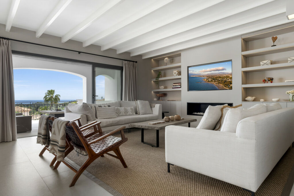 Detached Villa Benahavís Málaga - image 5