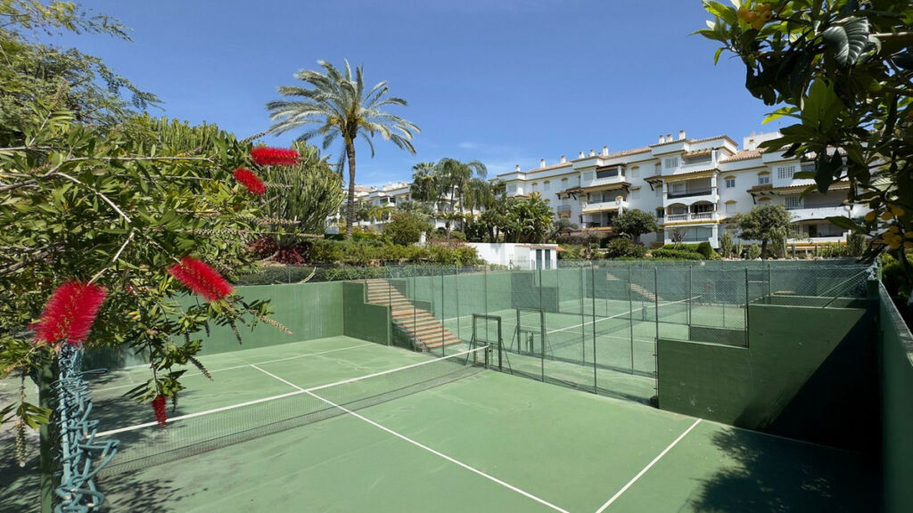 Ground Floor Apartment Marbella Málaga - image 4