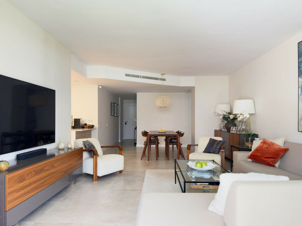 Ground Floor Apartment Estepona Málaga - image 4