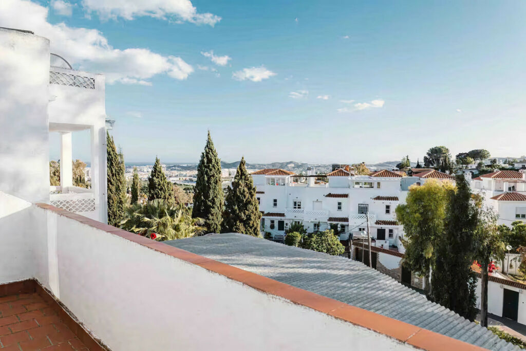 Middle Floor Apartment Mijas Málaga - image 4