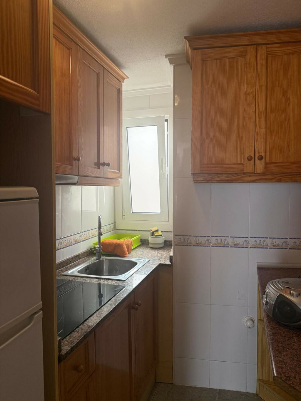 Middle Floor Apartment Torrevieja Alicante - image 4