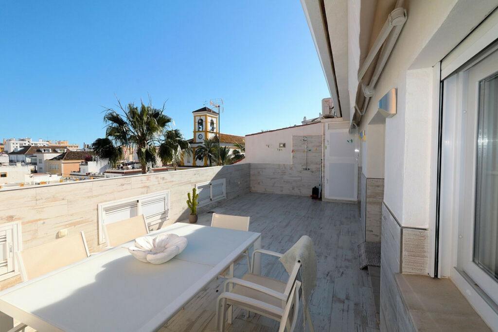 Penthouse San Pedro de Alcántara Málaga - image 4