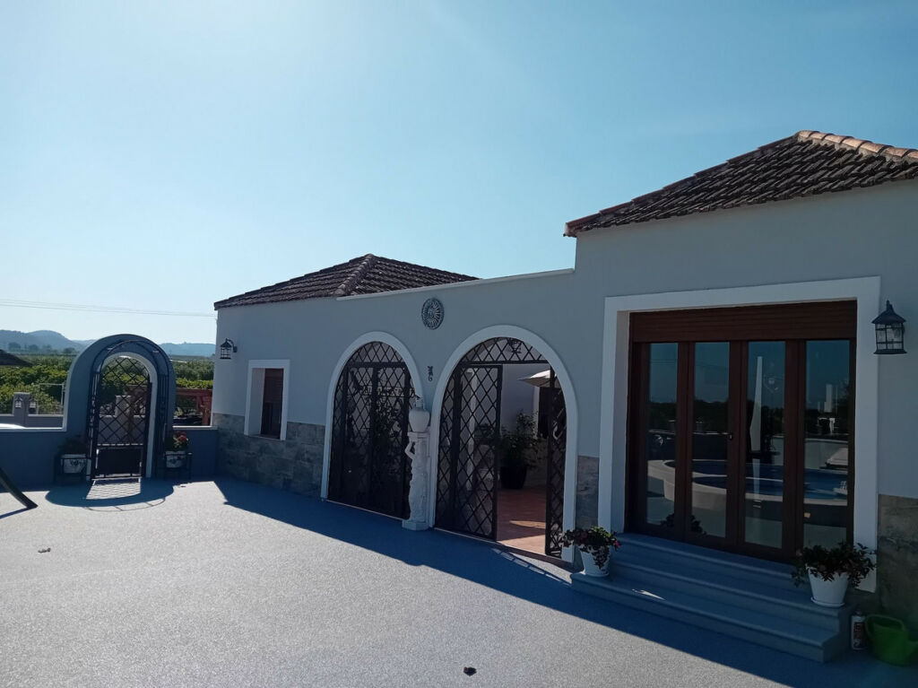 Detached Villa Jacarilla Alicante - image 4