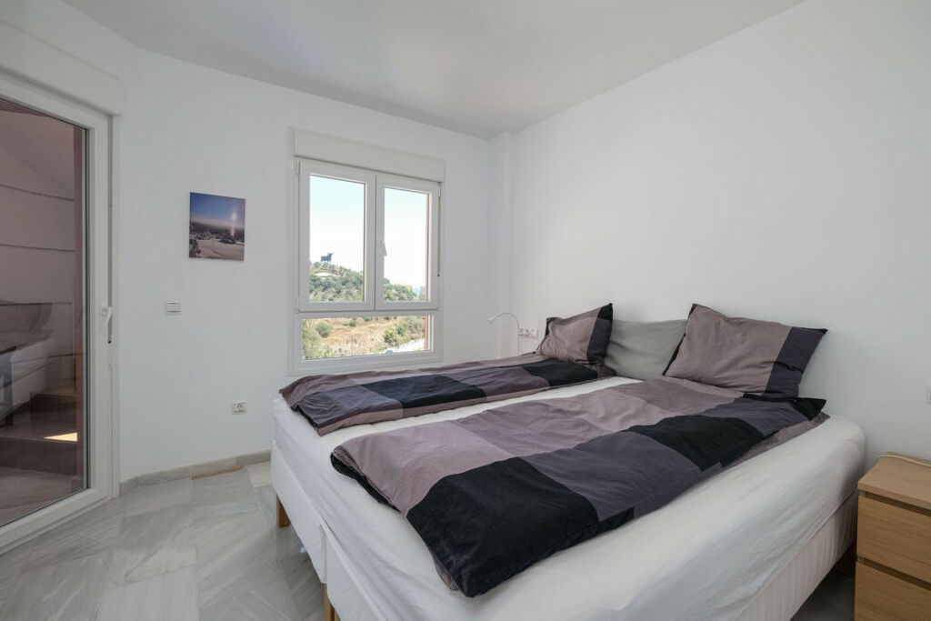 Penthouse Los Boliches Málaga - image 4