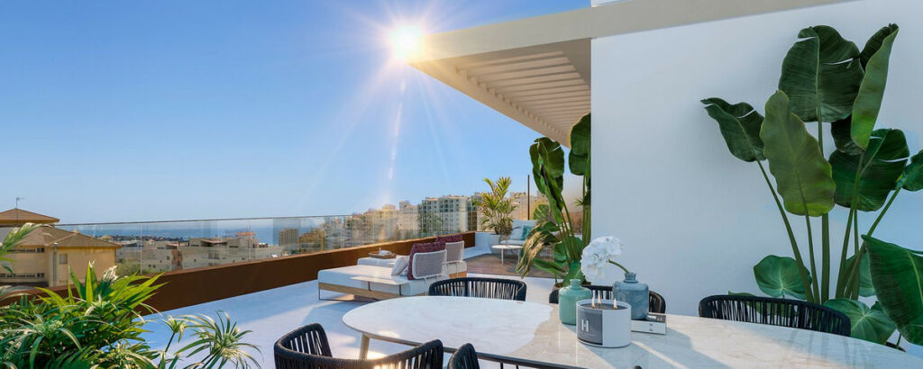 Middle Floor Apartment Estepona Málaga - image 6