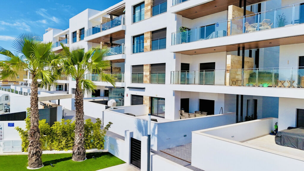 Penthouse La Zenia Alicante - image 4