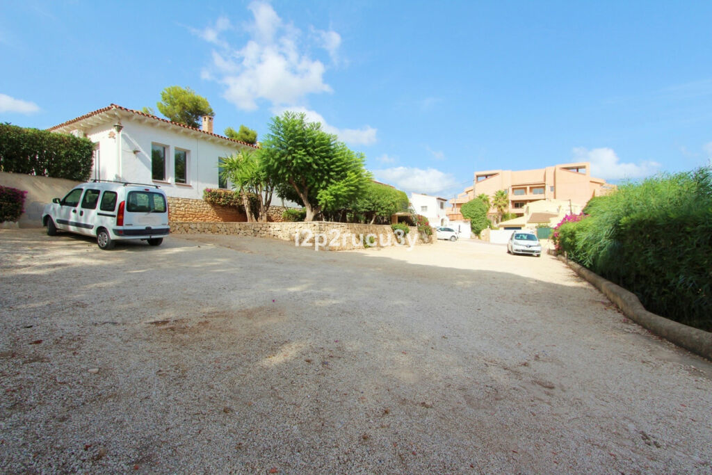 Detached Villa Moraira Alicante - image 4