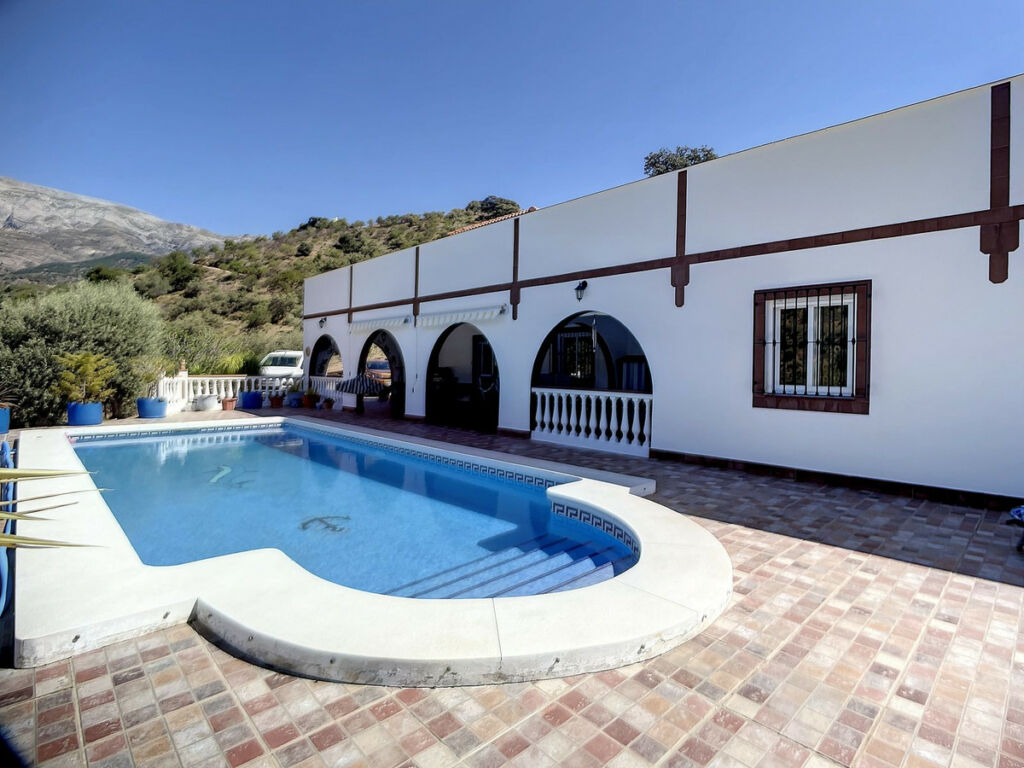 Finca - Cortijo Sedella Málaga - image 4