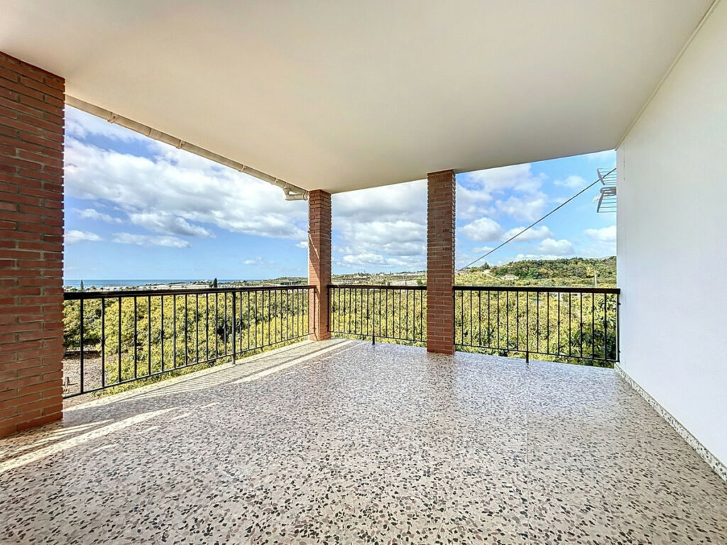 Detached Villa Almayate Alto Málaga - image 4