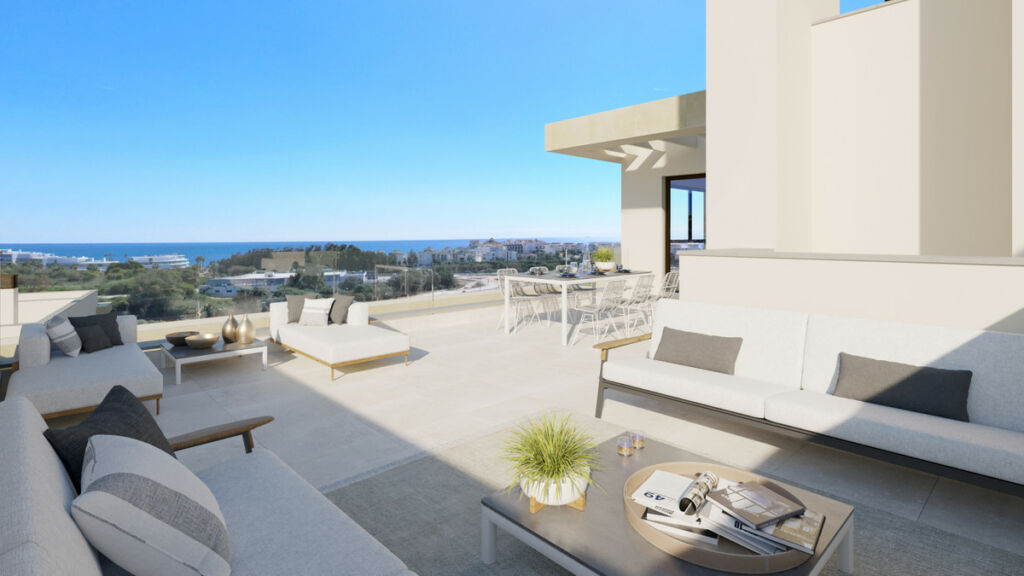 Middle Floor Apartment Estepona Málaga - image 4